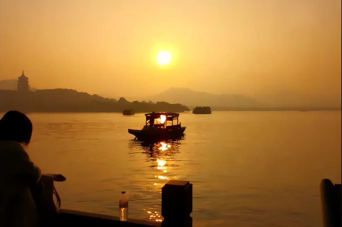 杭州购物攻略必去的地方,杭州打卡必去的地方