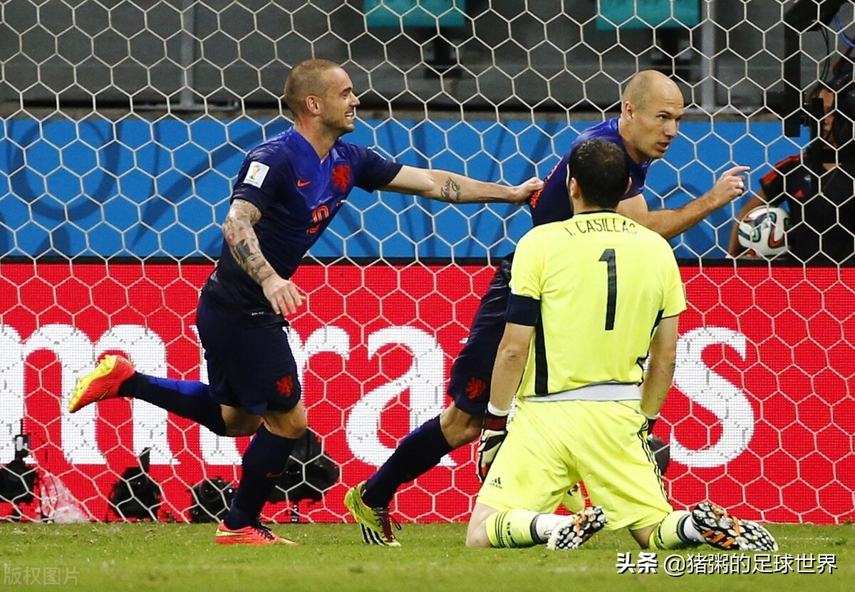 足球豪门433阵型取消前腰,现在足坛为什么没有巨星了