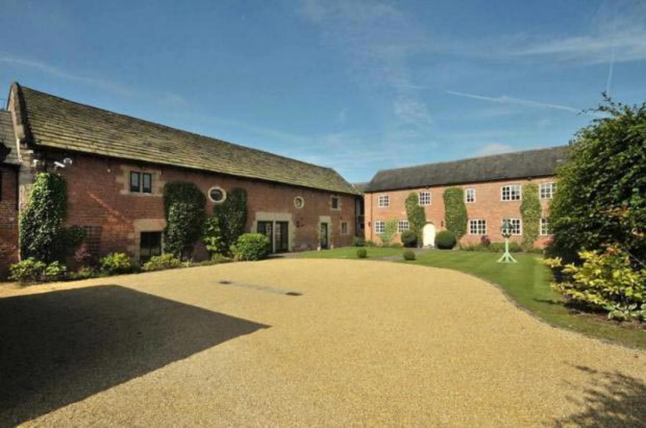 贝克汉姆和c罗谁有钱,贝克汉姆和c罗谁商业价值大