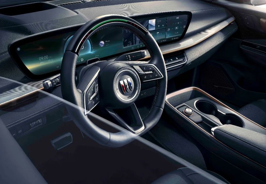 颜值和配置真的能打，别克E4纯电轿跑SUV上市