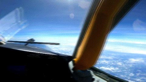 歼16拦截美国侦察机高清画面,歼16拦截美侦察机视频