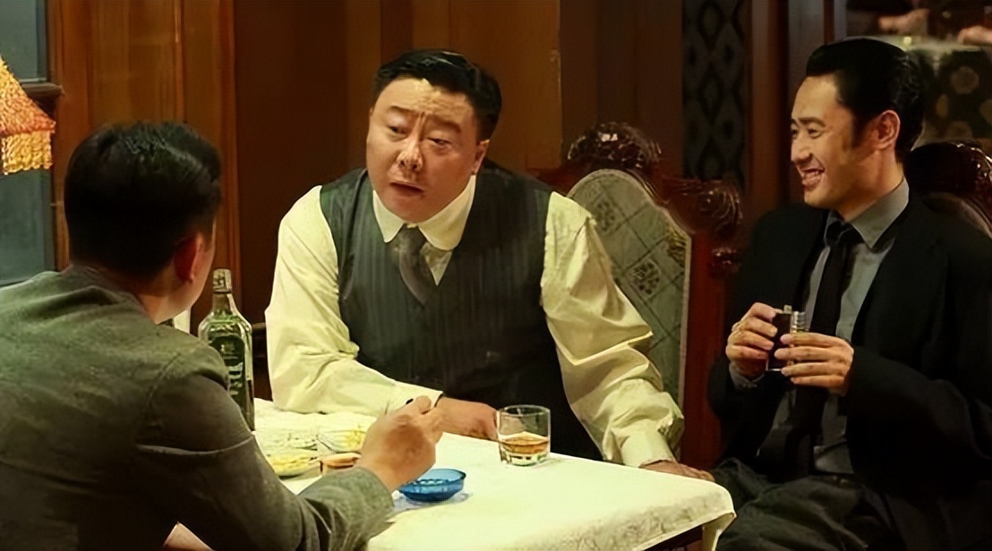 潜伏谍战剧排名前10名最新,潜伏军统内部的谍战剧风筝