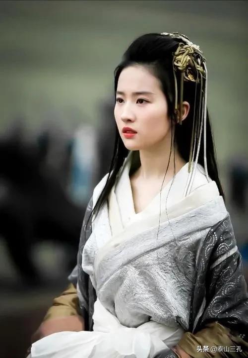 淡看人间三千事书法作品,淡看人间三千事闲来轻笑两三声