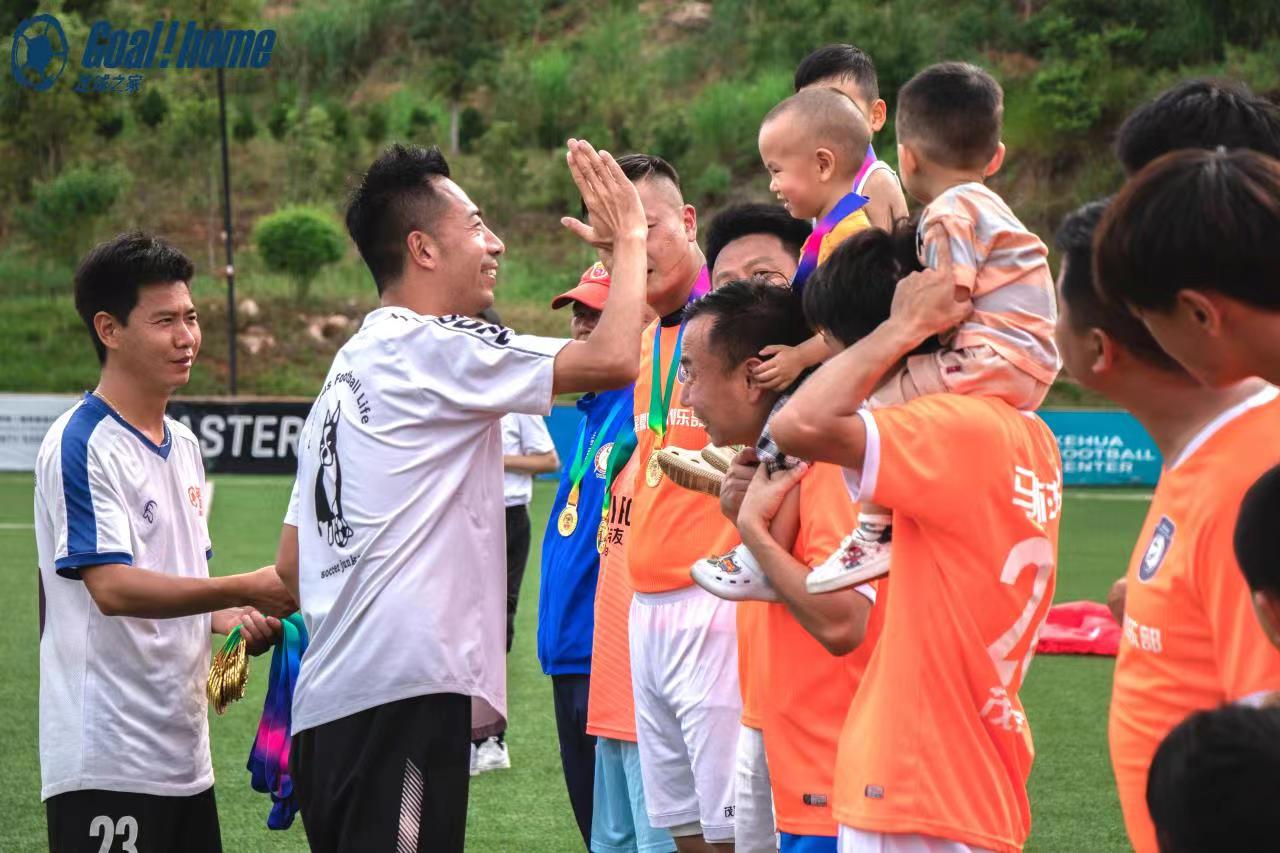 昆明可以踢球好玩的地方推荐,昆明在哪踢球