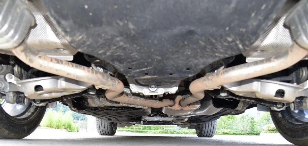 三年亏一半的福特探险者,福特探险者哪一年最值得购买