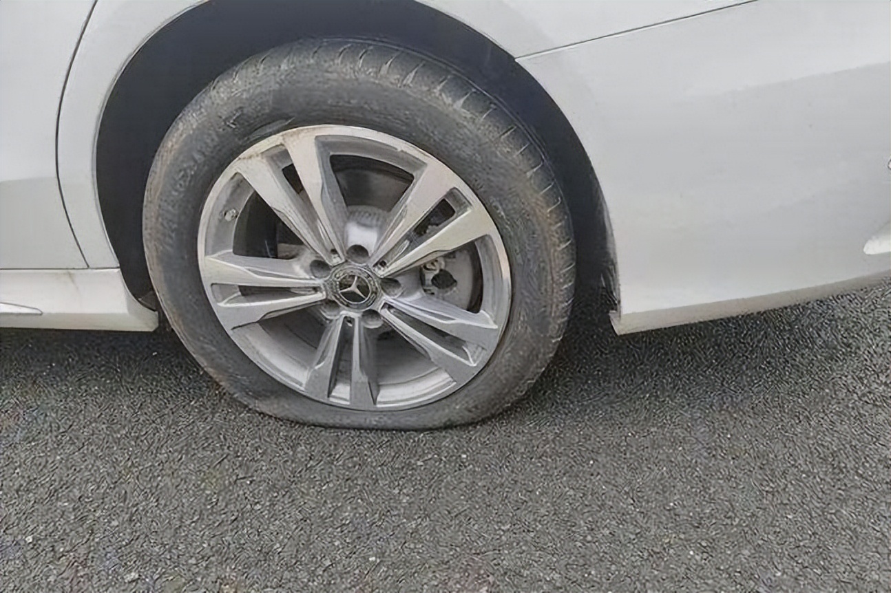 一台车的轮胎一般能用多久,私家车轮胎一般多久更换