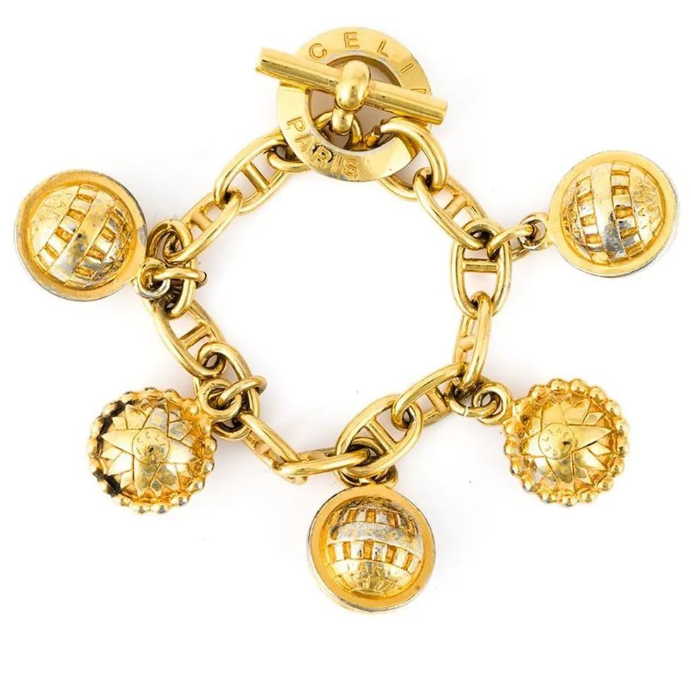 出门怎样带东西方便不拿行李箱,过年出门带什么样的首饰