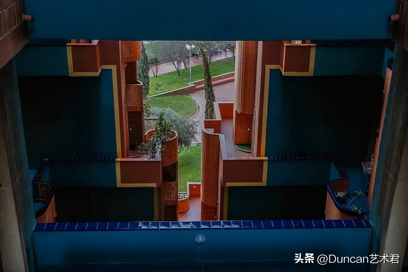 西班牙海边的纪念碑谷,西班牙海岸纪念碑谷