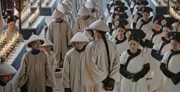 为啥嫔妃死后要堵九窍,古代妃子死后下葬堵住九窍