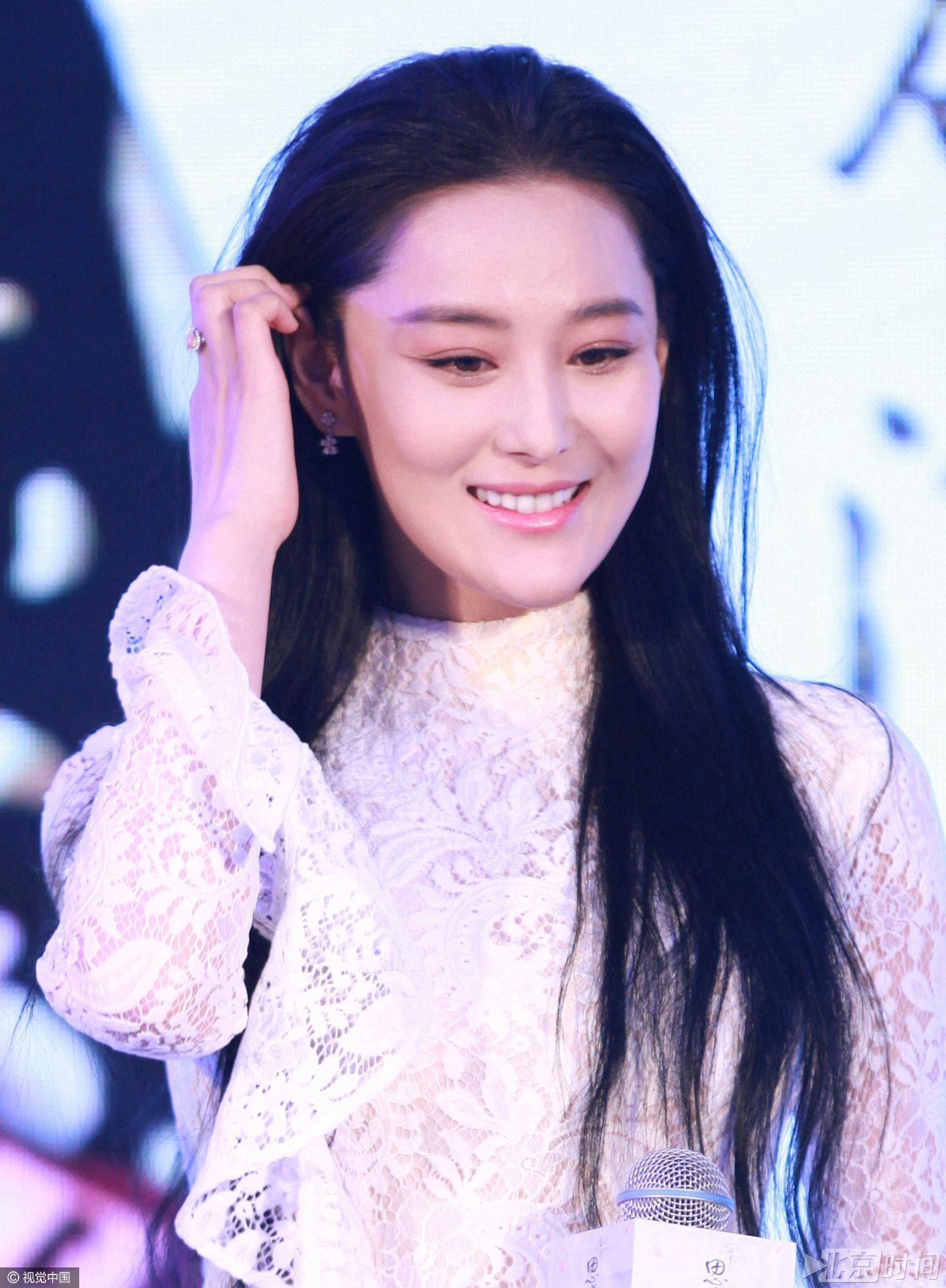 张馨予和何捷真的幸福吗,张馨予老公何捷的收入