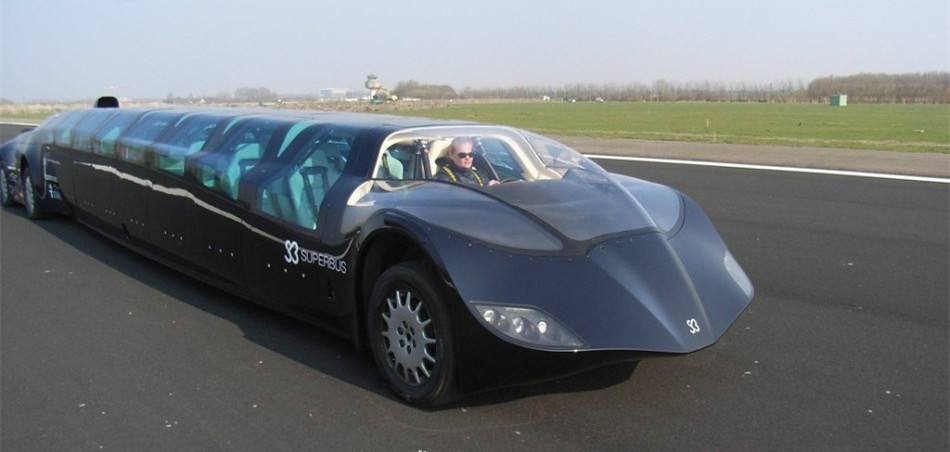 沙特阿联酋卡塔尔是算发达国家吗,卡塔尔和沙特都是阿拉伯国家吗