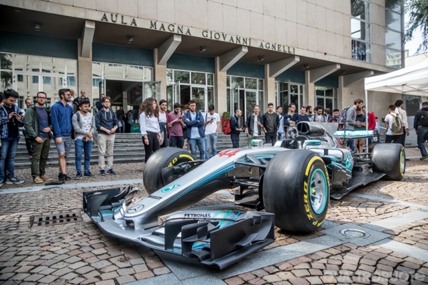 閮界伒鐞嗗伐澶у浠嬬粛,閮界伒鐞嗗伐澶у浣嶇疆