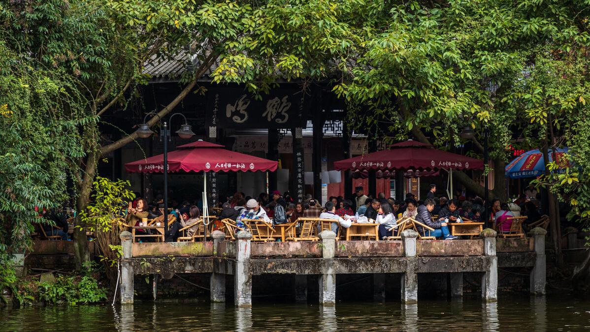 成都人民公园的导览图,走进成都的视频