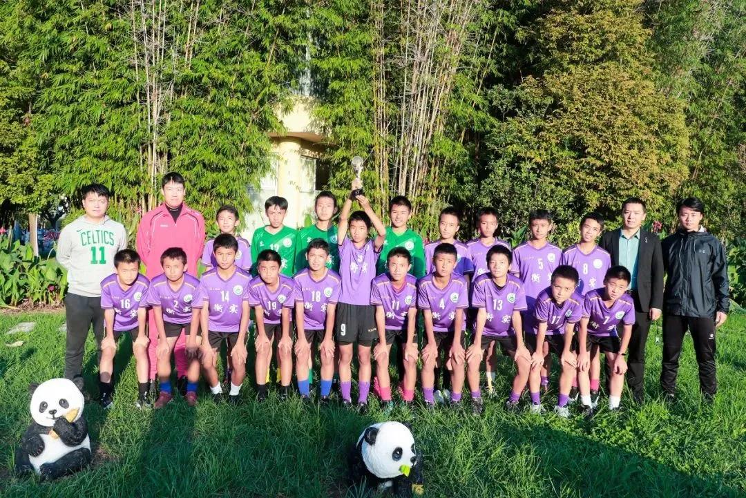 学习女足精神视频,中国女足踢球精神