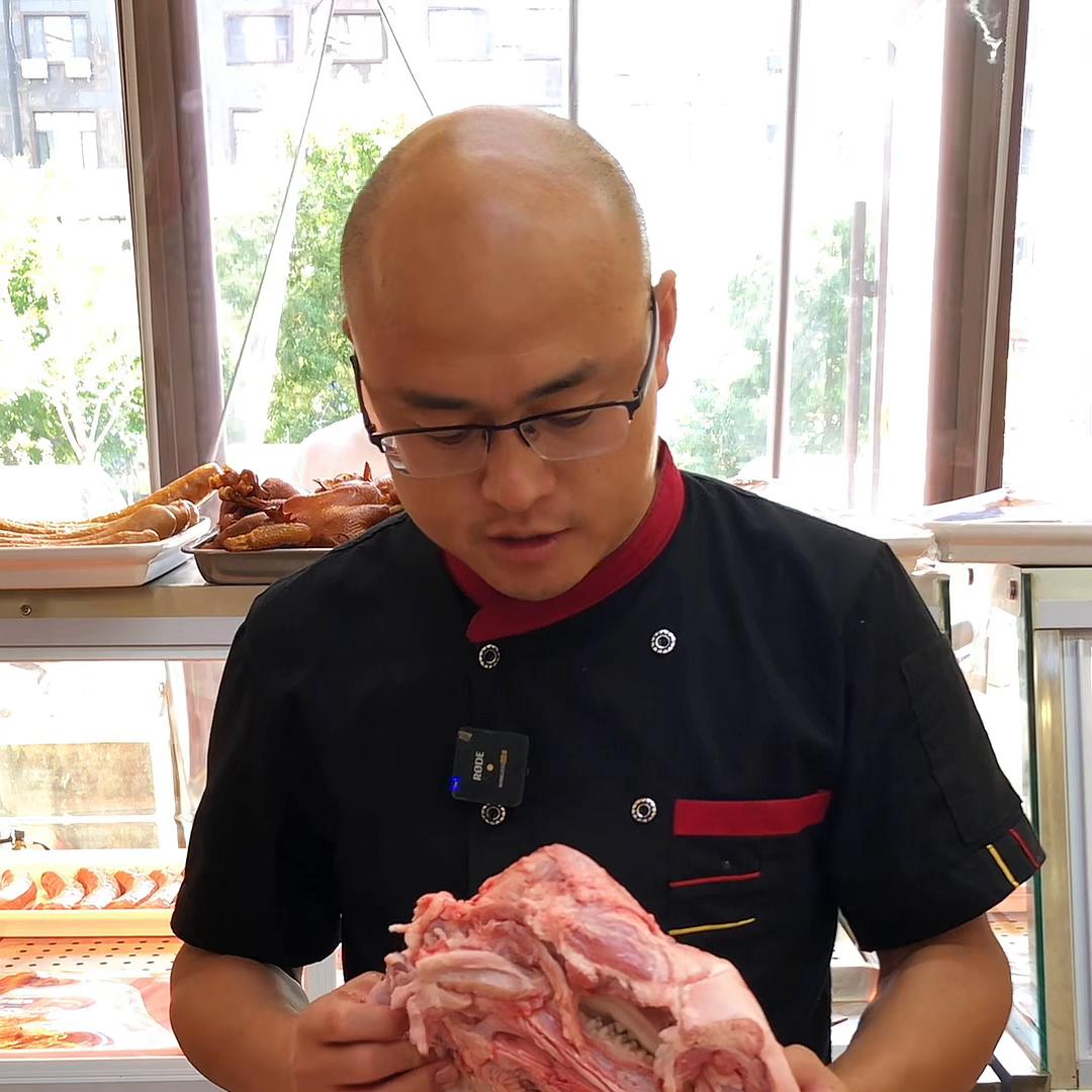 猪头肉去腥味方法,猪头肉卤出来有毛怎么处理