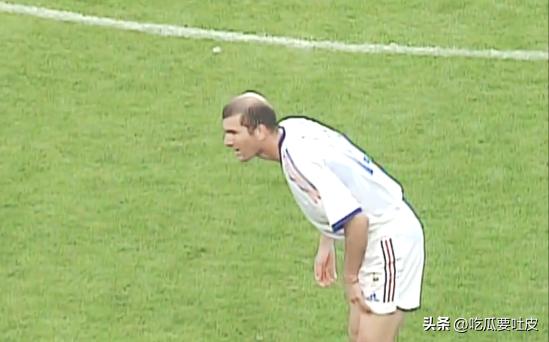 06年世界杯法国vs巴西齐达内,1998年法国世界杯齐达内一战称王