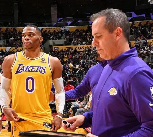 詹姆斯威少比拼三分,詹姆斯搭配威少全明星