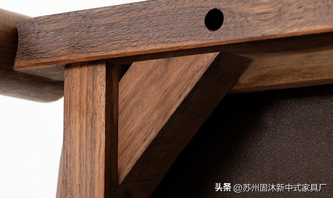 家具是原木风格治愈系小户型,原木家具现代简约风