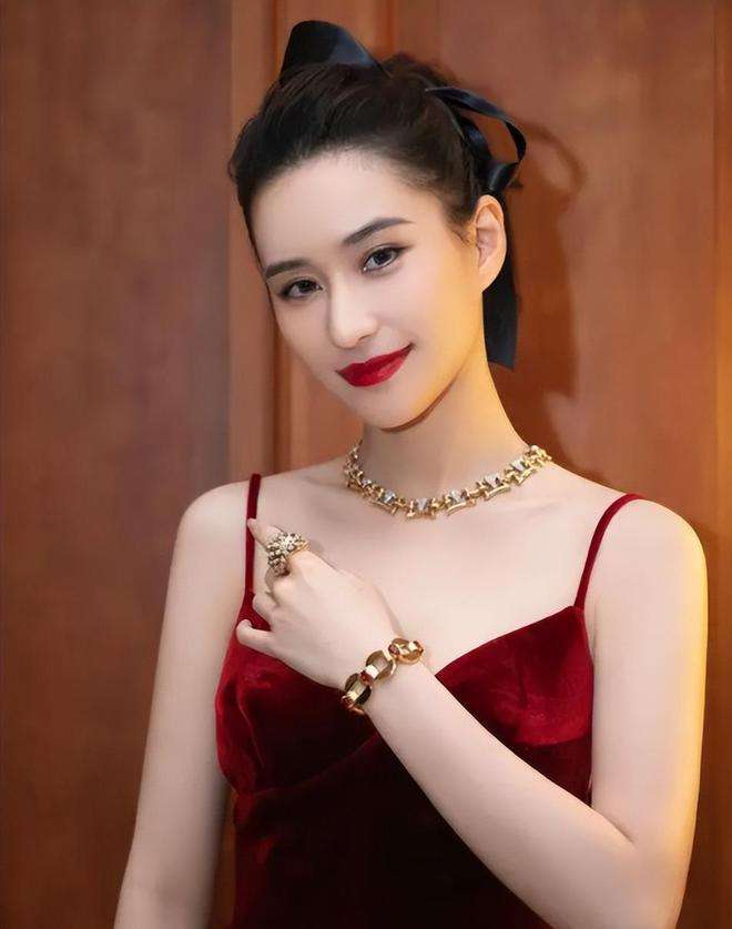 何超莲赌王最美千金,吴克群评价何超莲视频