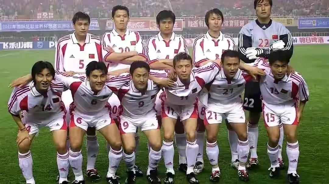 没输也窝心！换谁都不行，半场零射门，三脚必丢球，射正就是亡