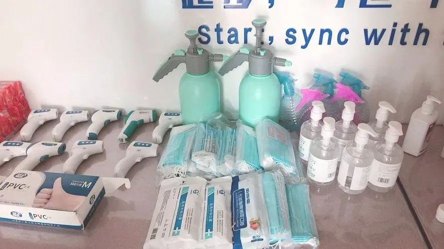 確診百萬，觸目驚心！對抗Omicron香港家庭一定要準備好這些物資