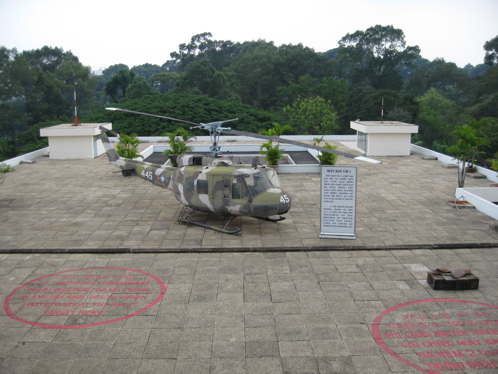 以前的西贡市和现在的胡志明市 (柬埔寨西贡和越南西贡)