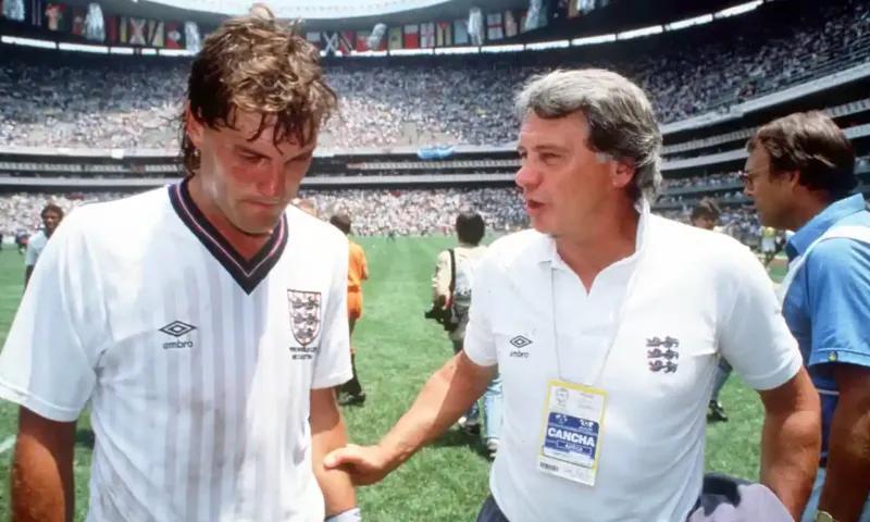 强如球王也会翻车，国家队主帅真是足坛最难的工作？