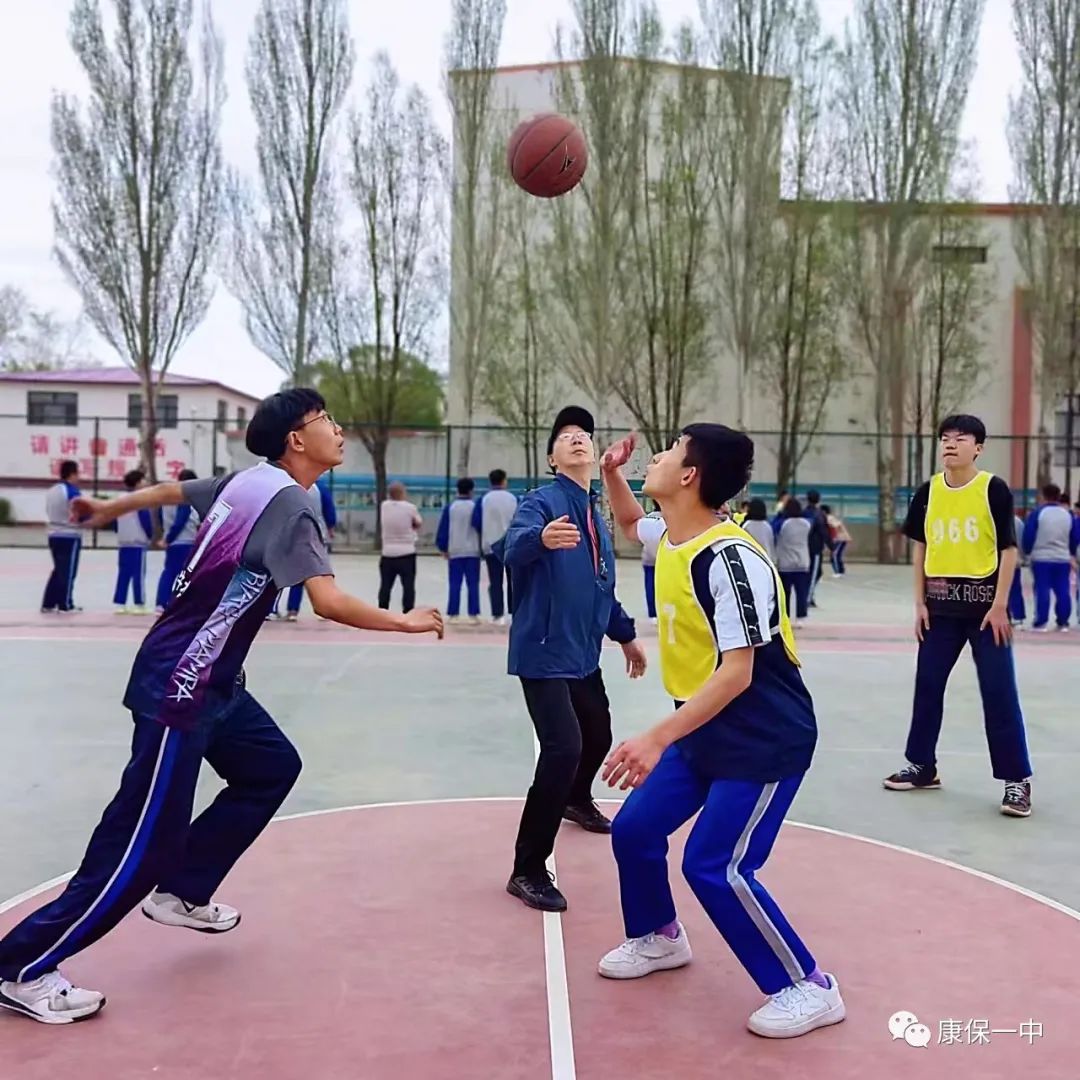 青春无畏逐梦扬威篮球赛,青春无畏迎篮而上篮球比赛