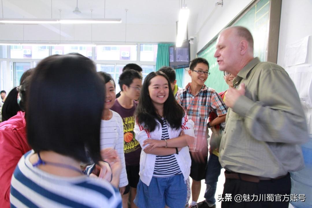 代码009，与未来快乐邂逅丨@中考学子，这里是绵阳中学实验学校