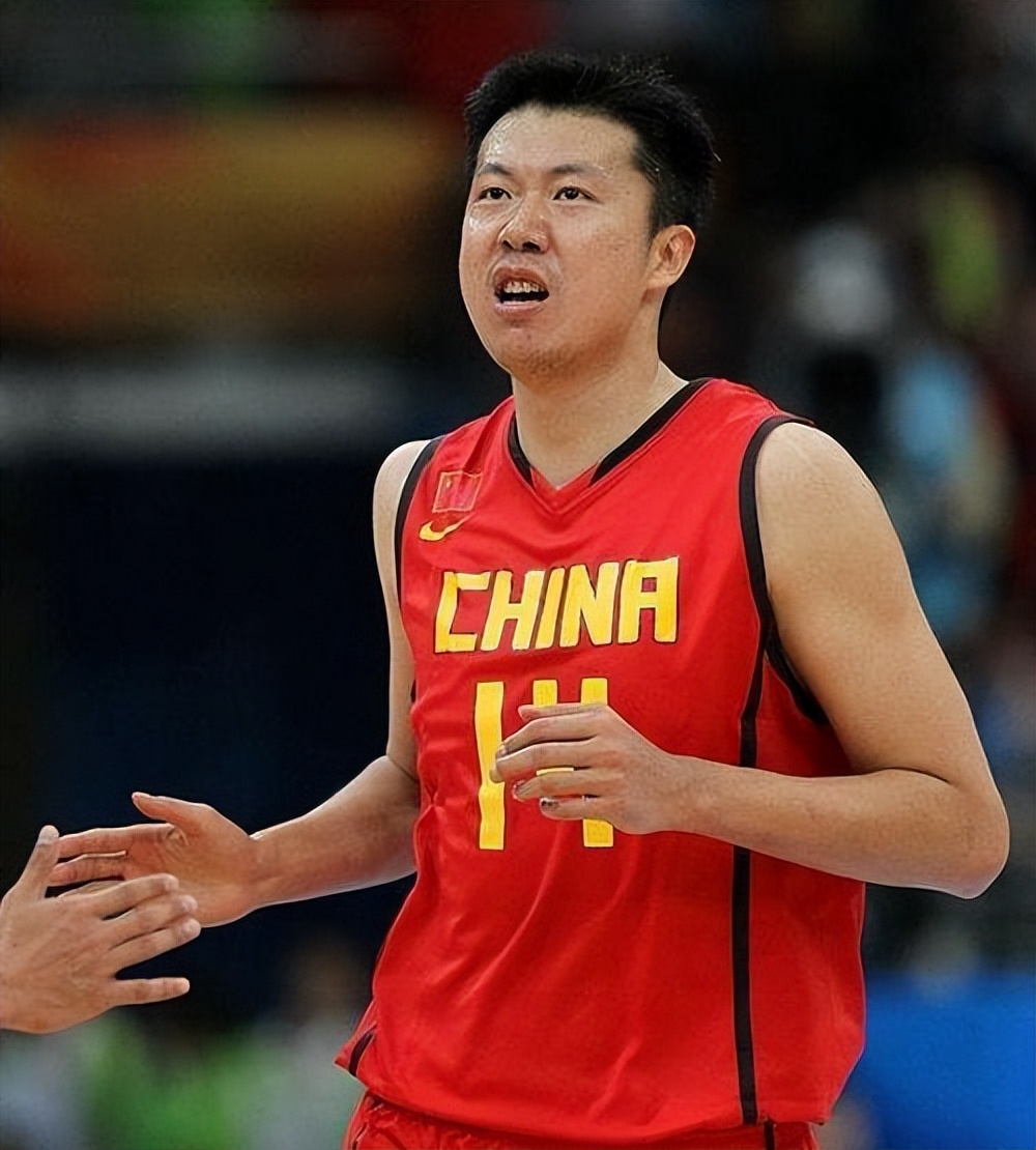 王治郅39岁,42岁王治郅经历二婚