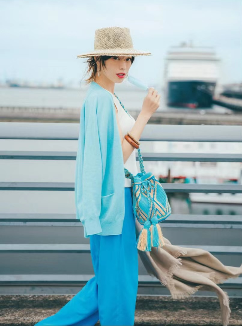 夏季多巴胺色彩搭配,多巴胺穿搭配色指南