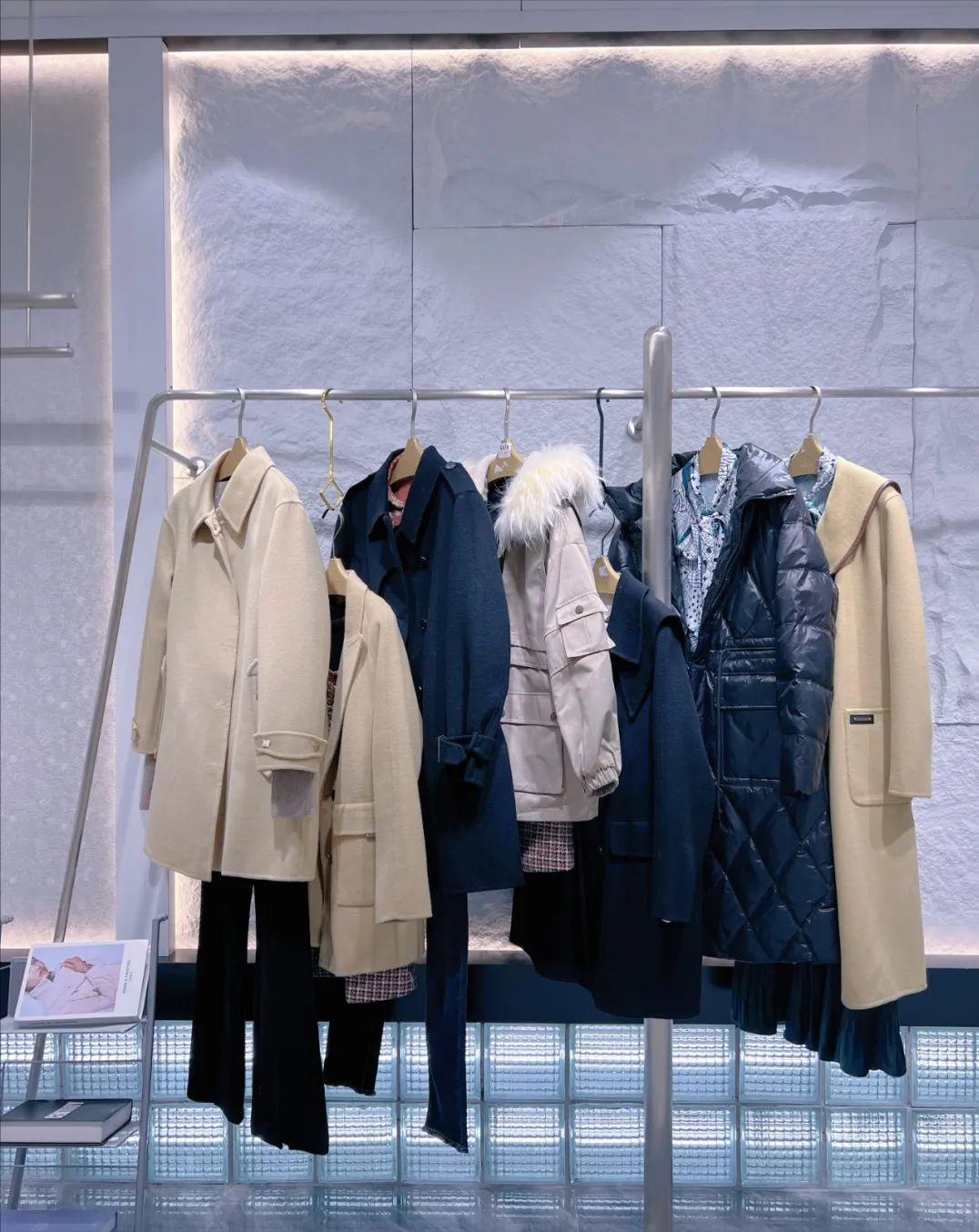 魔美名作冬装羽绒服图片,魔美名作女装官网羽绒服短款