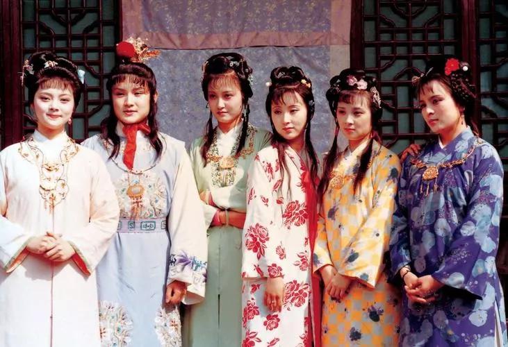 推荐国产经典电视剧排行榜,国产电视剧推荐前十名经典