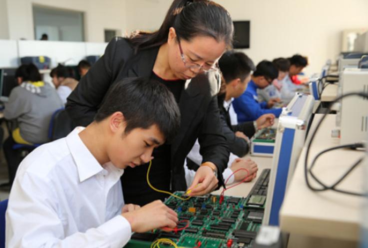 2022年医学专科热门专业,2022年大学生报考的热门专业