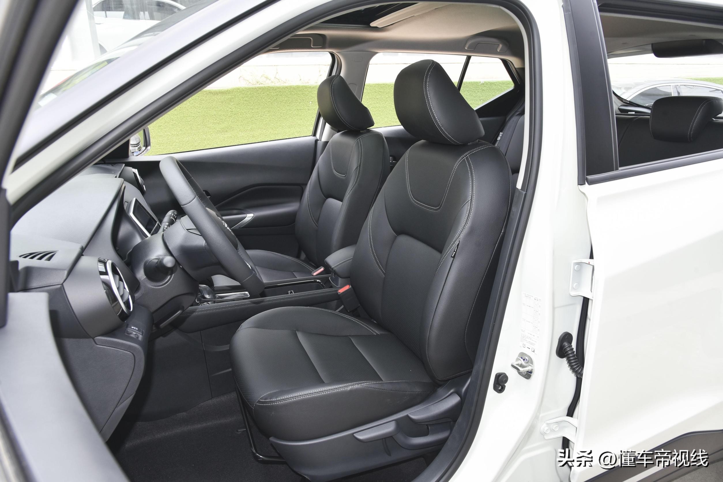 新车价格最低的小型suv,新款东风日产劲客劲情版