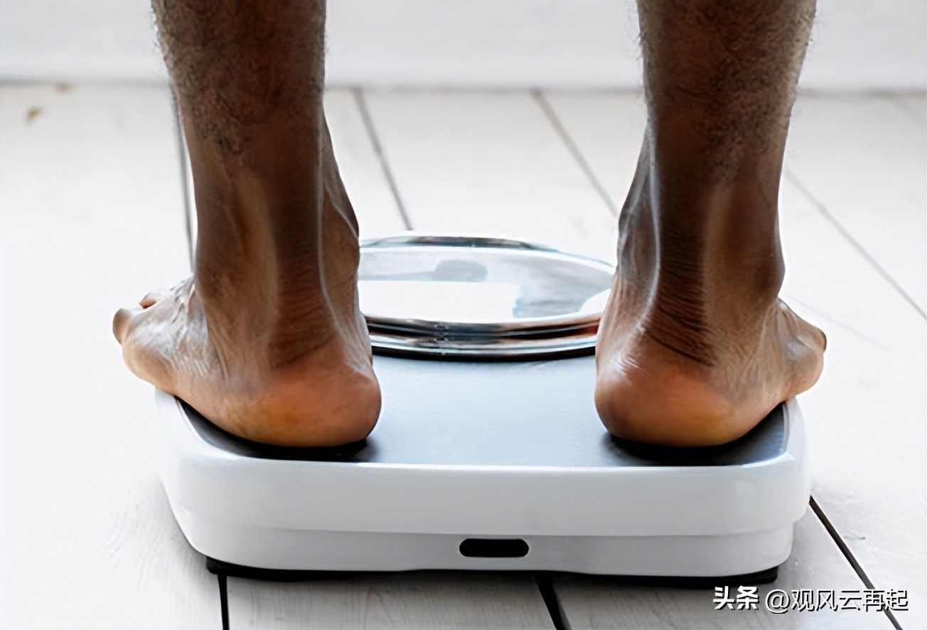 肠胃癌症的早期症状表现有哪些,鼻咽癌症的早期症状都有哪些表现