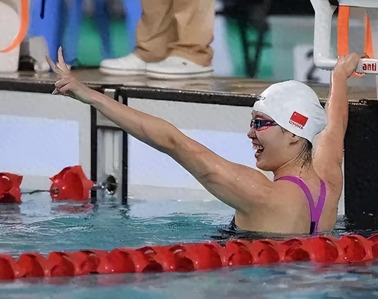 女运动员的痛苦程度,女运动员赛场上痛苦哭