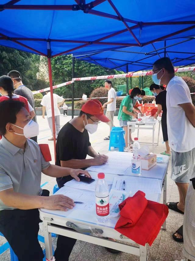 同心战役共铸爱与责任,同心战疫爱心捐赠暖人心