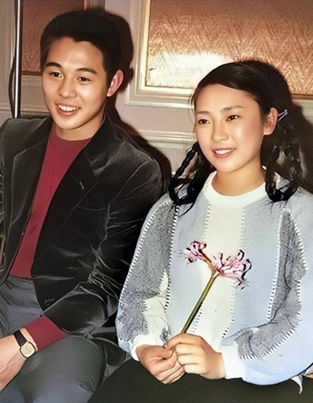 李连杰武打巨星背后的传奇故事,李连杰哪一年离婚