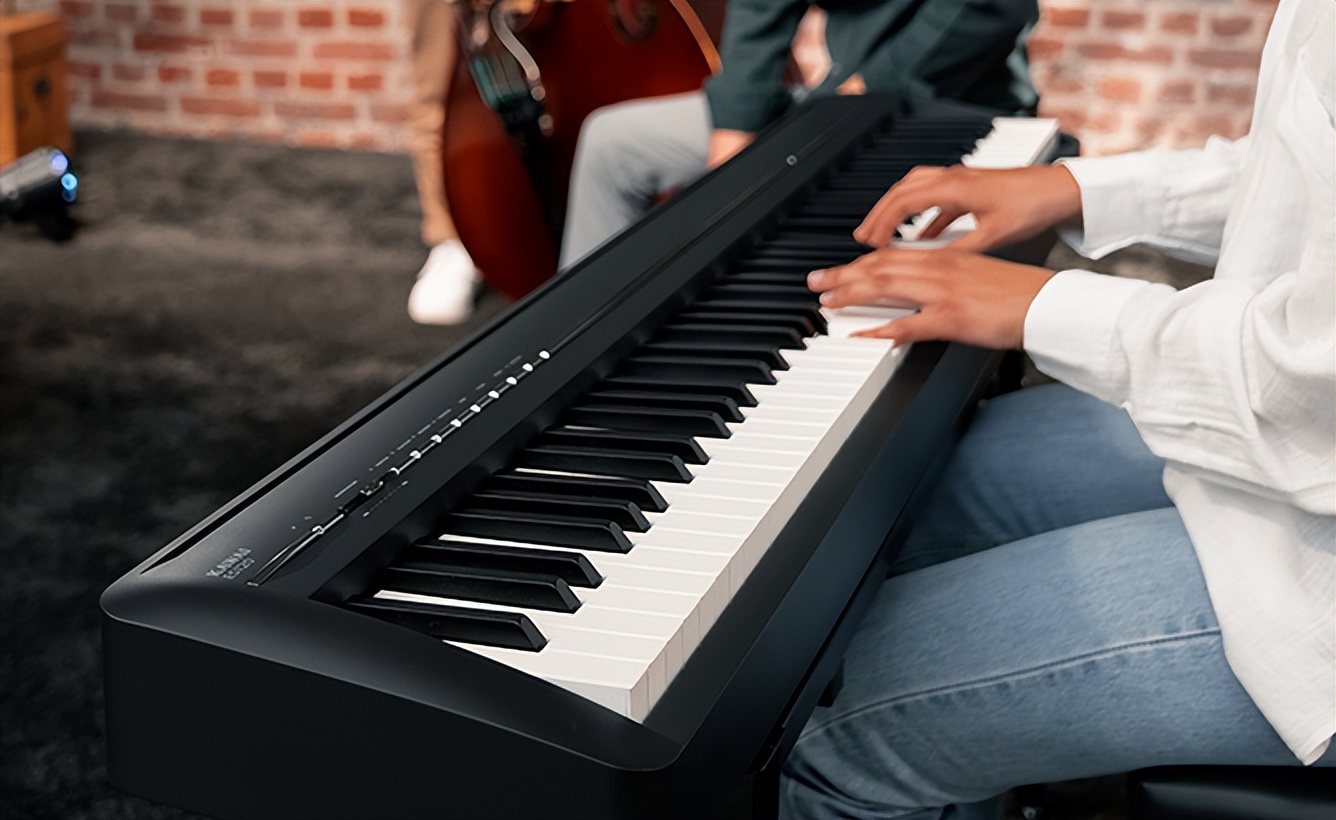 新手入门第一步kawai便携式电钢琴 (高端电钢琴与入门钢琴)