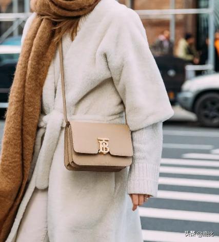 大牌包哪些包包款式值得买,人生第一只大牌包这7个品牌必选