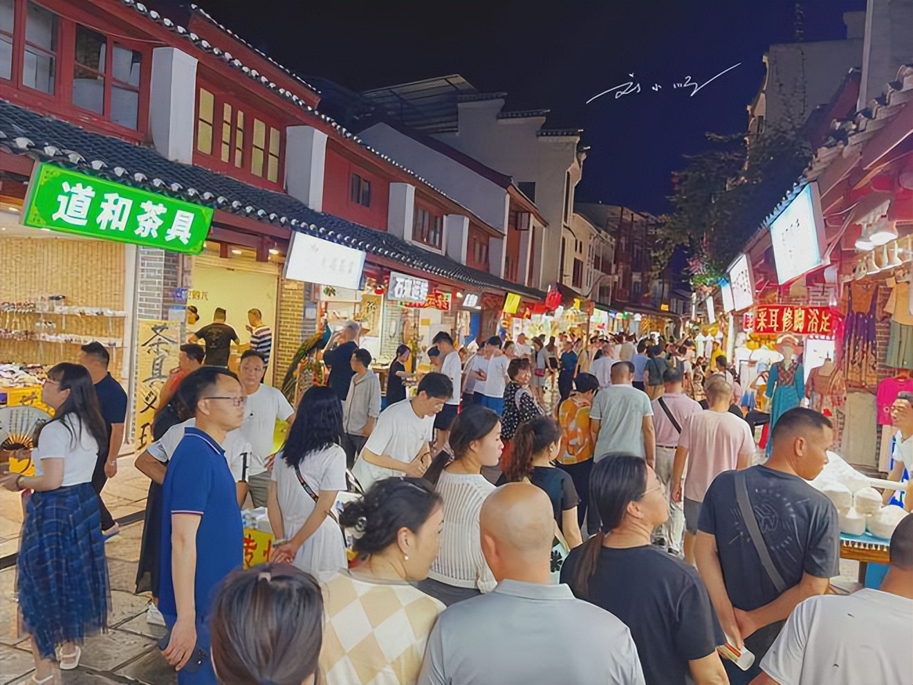 桂林阳朔洋人街,广西桂林阳朔西街中国第一洋人街