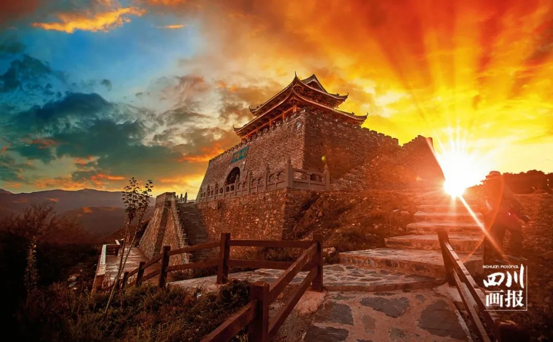 松潘古城好玩吗,松潘古城里的美景