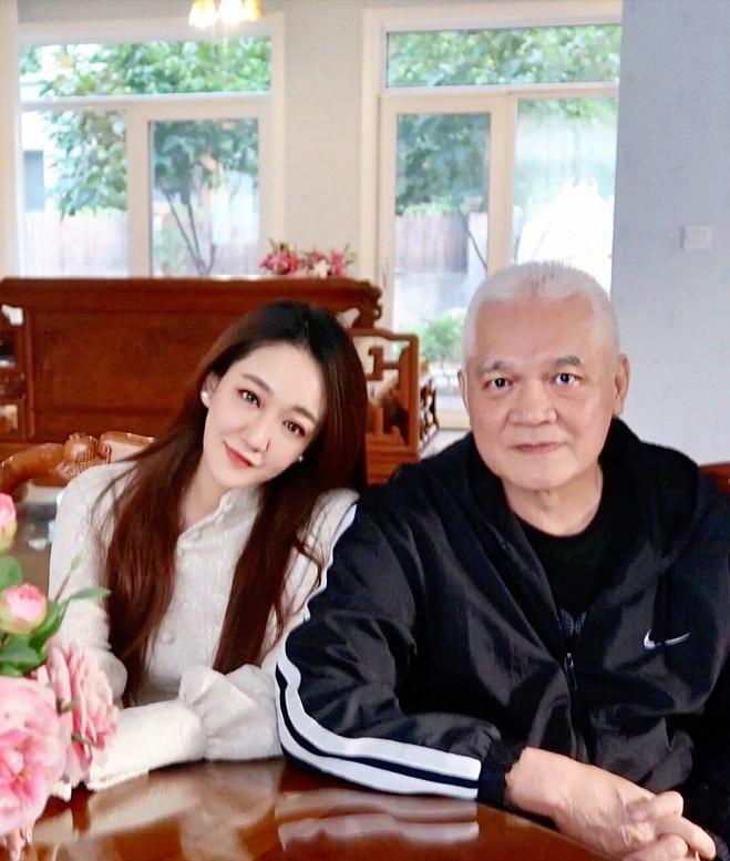 贾妮与申军谊,贾妮申军谊分手视频