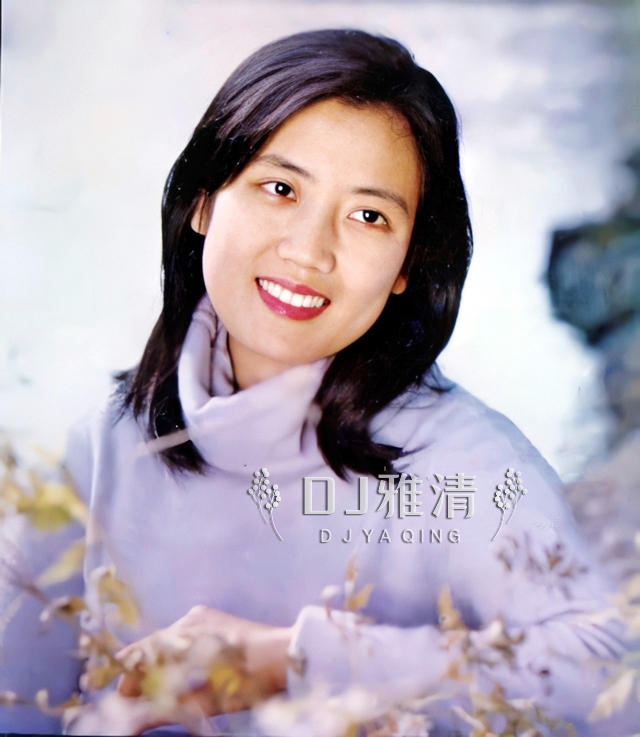 刘晓庆年轻最美照片,八十年代家喻户晓的大美女刘晓庆