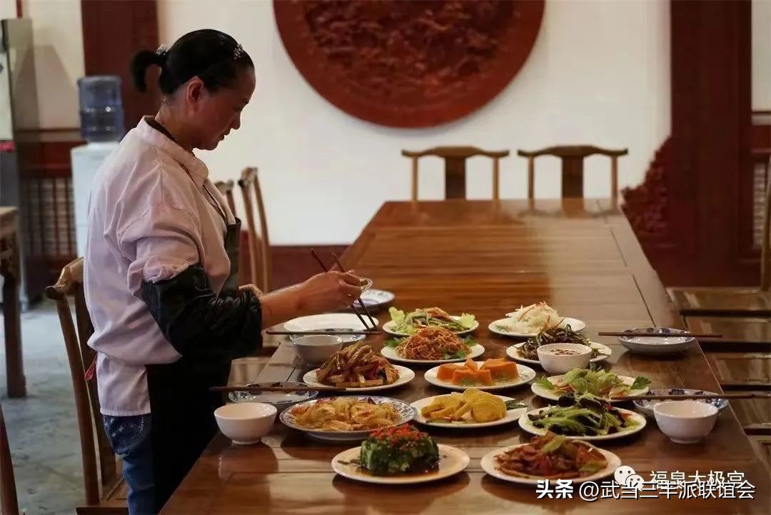 四季三丰太极养生研学：团队游学、尚武人士的首选地：福泉太极宫