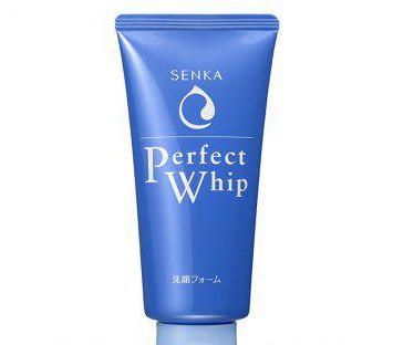 清理毛孔深层清洁洗面奶推荐,洗面奶温和清洁肌肤污垢