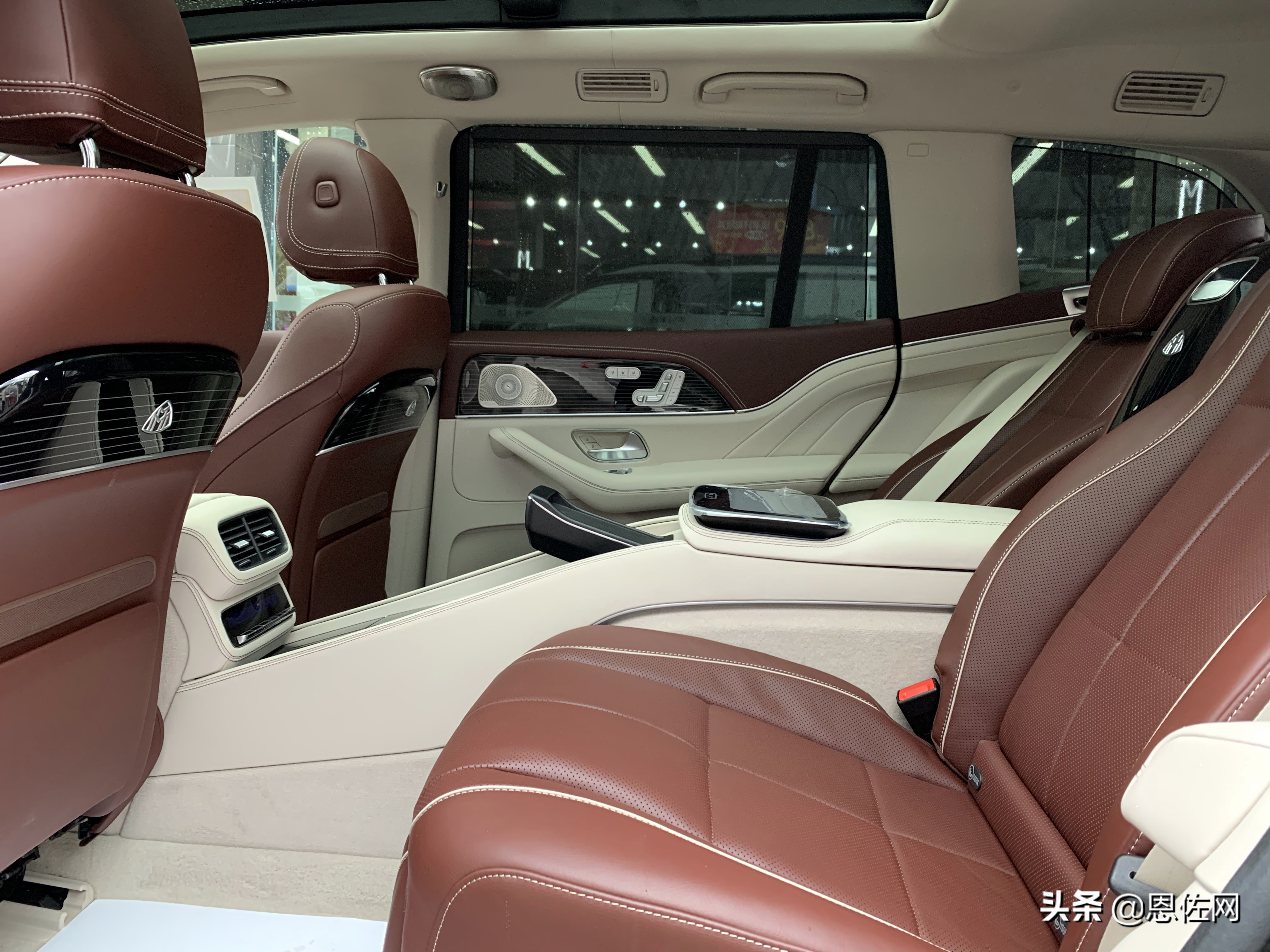 360多万入手迈巴赫GLS600，美版平行进口，完全不输宾利添越