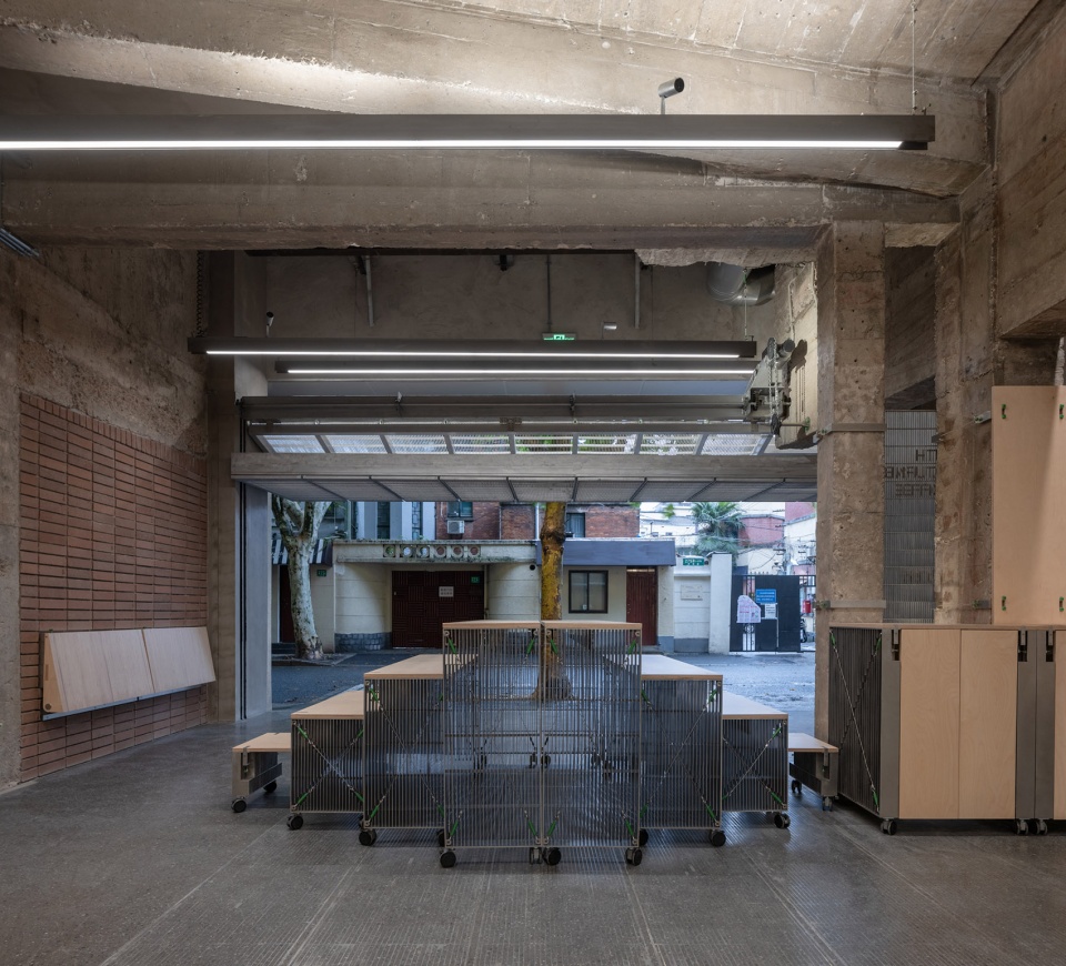 空无一人的网红店,设计控必看01|“三顿半”原力飞行概念店