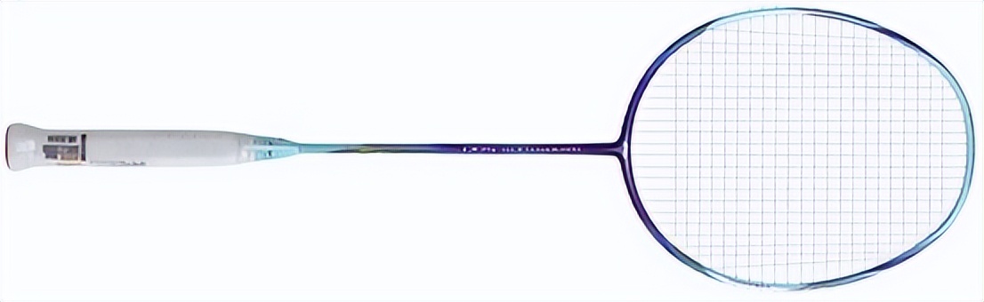 攻守兼备偏进攻羽毛球拍高端,羽毛球拍攻守兼备和进攻型区别